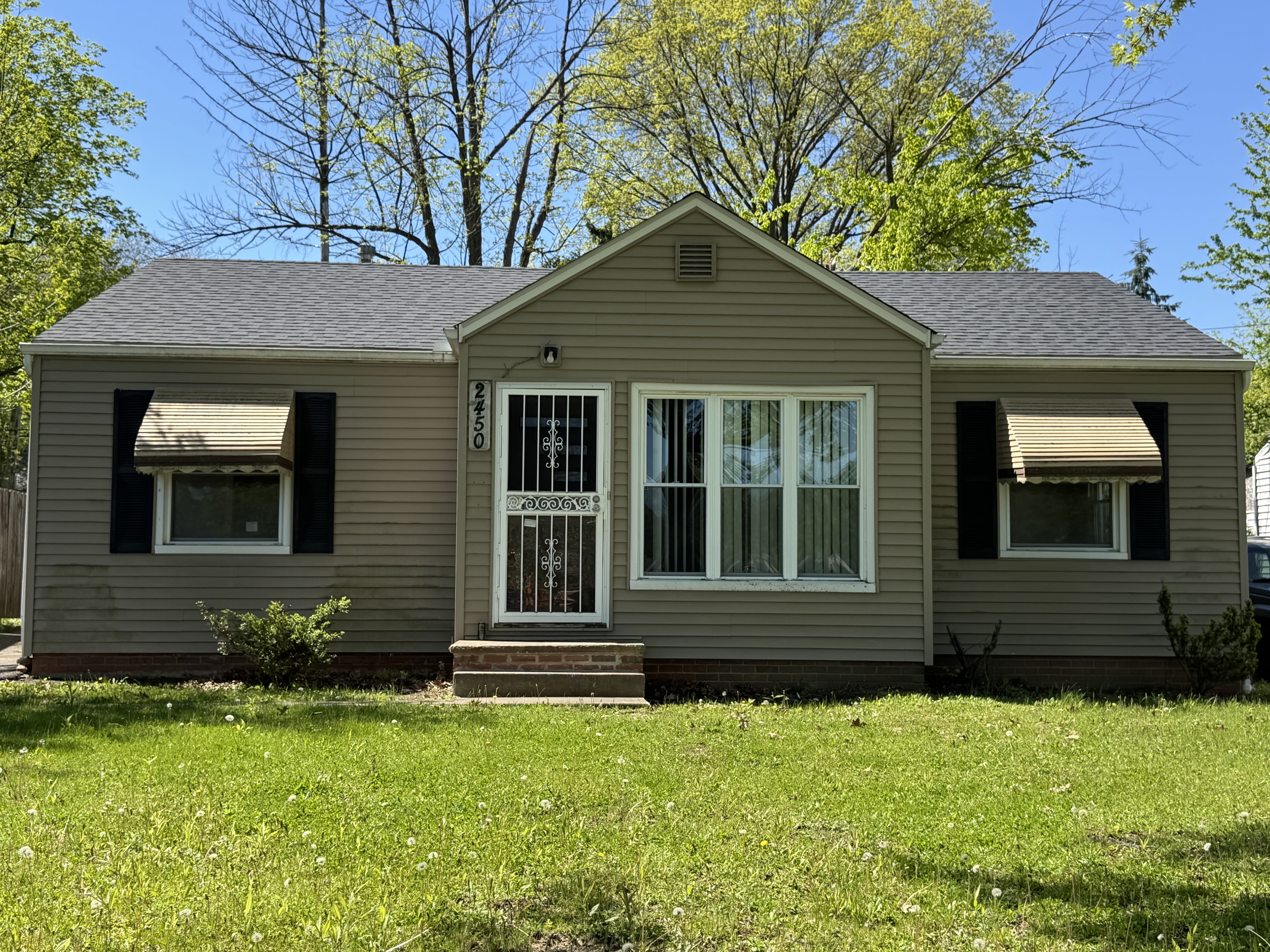 Property main image